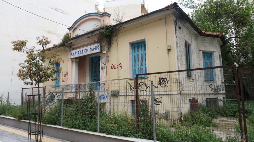 220505 larisaiko