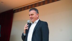 240227 akadimies kopi pitas