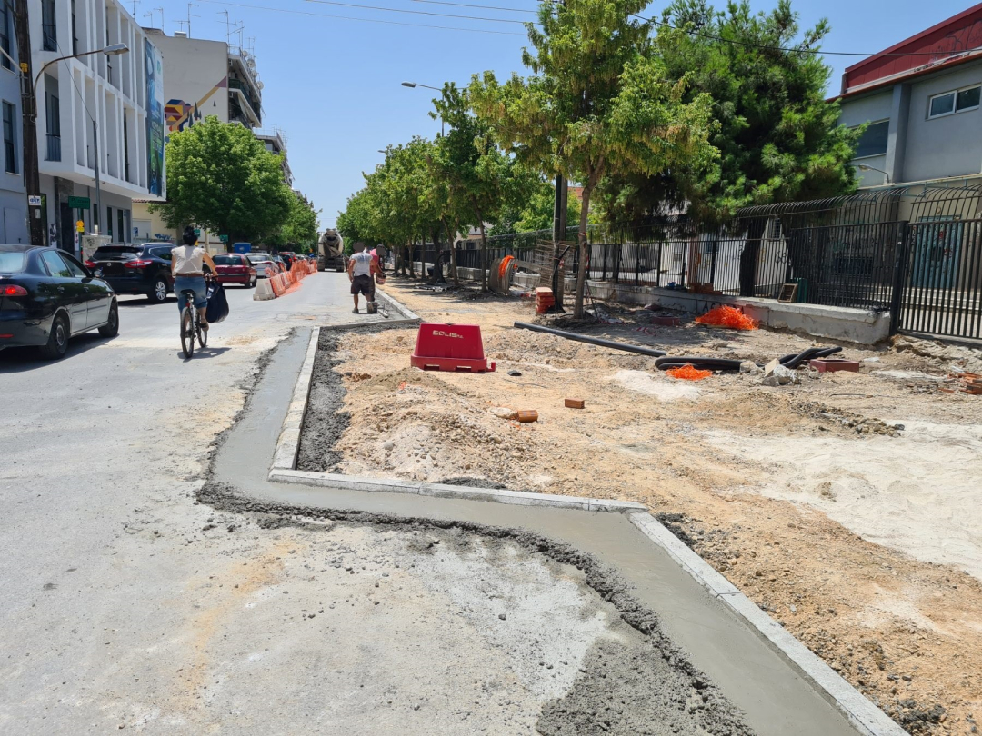 Φωτογραφία 4 - Έργα επί της Ανθίμου Γαζή, στο τμήμα από την οδό Κουμουνδούρου έως την οδό Ηπείρου 240709 erga gazi photo4