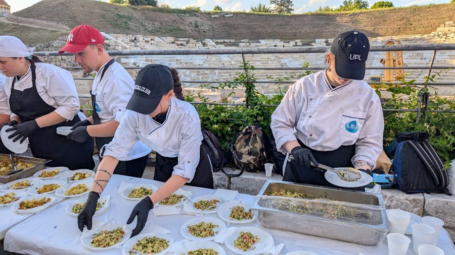 250509 festival geyseis kosmou