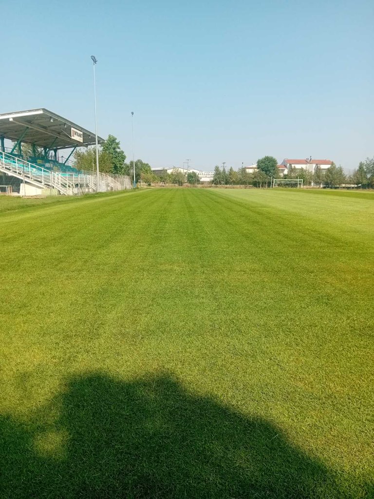 Εγκατάσταση γηπέδου ποδοσφαίρου μετά τις εργασίες