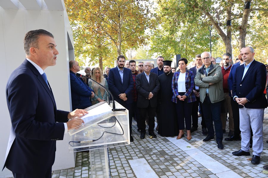 Στιγμιότυπο από τα εγκαίνια του Ιπποκράτειου Βοτανικού Κήπου 