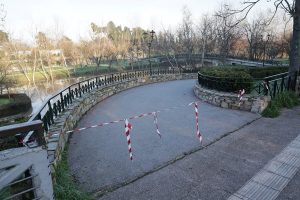 Ασφαλής πρόσβαση στην κοίτη του Πηνειού λόγω πλημμυρών.