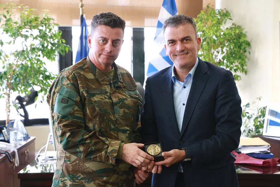 Συνάντηση με αντιπρόσωπο της VI ΤΑΞΥΠ είχε ο Δήμαρχος Λαρισαίων – Συνεργασία για κοινές δράσεις και πρωτοβουλίες