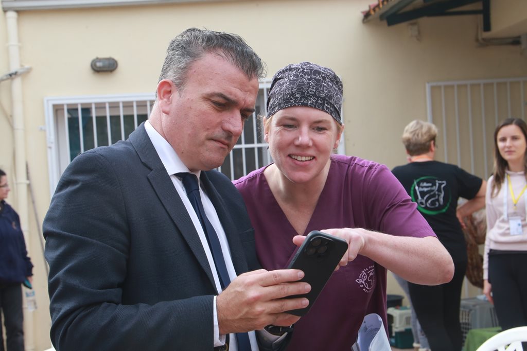 Διαχείριση αδέσποτων ζώων συντροφιάς. Ο Δήμαρχος και κτηνίατρος.