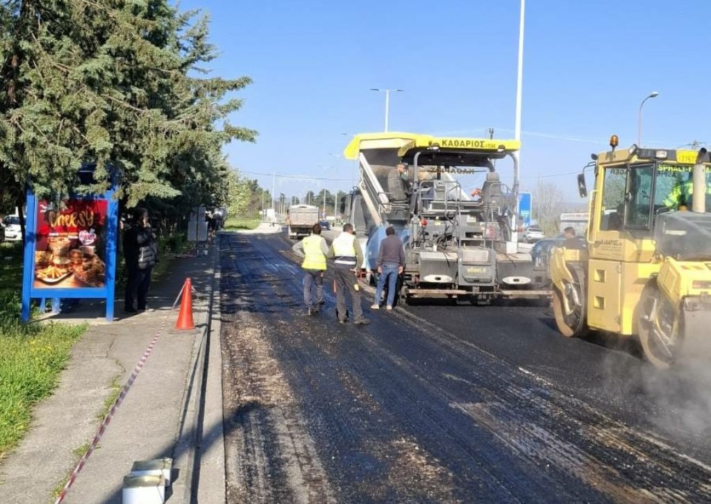 Ασφαλτόστρωση στην οδό Ιωαννίνων