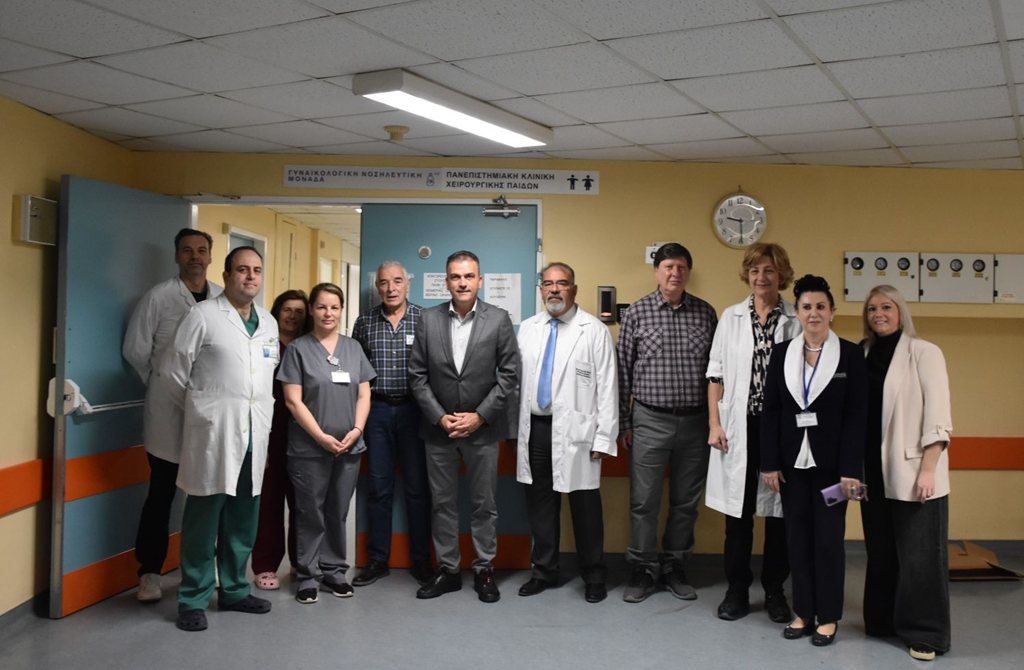 Στιγμιότυπο από την επίσκεψη του δημάρχου σε δομές υγείας και φροντίδας της πόλης