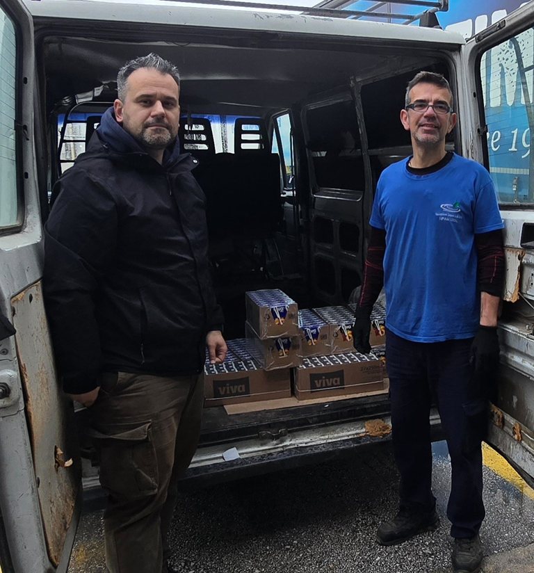 Παραλαβή χυμών από την εταιρεία “ΕΛΛΗΝΙΚΟΙ ΧΥΜΟΙ Α.Ε.Β.Ε.” VIVA ενόψει των εορτών του Πάσχα