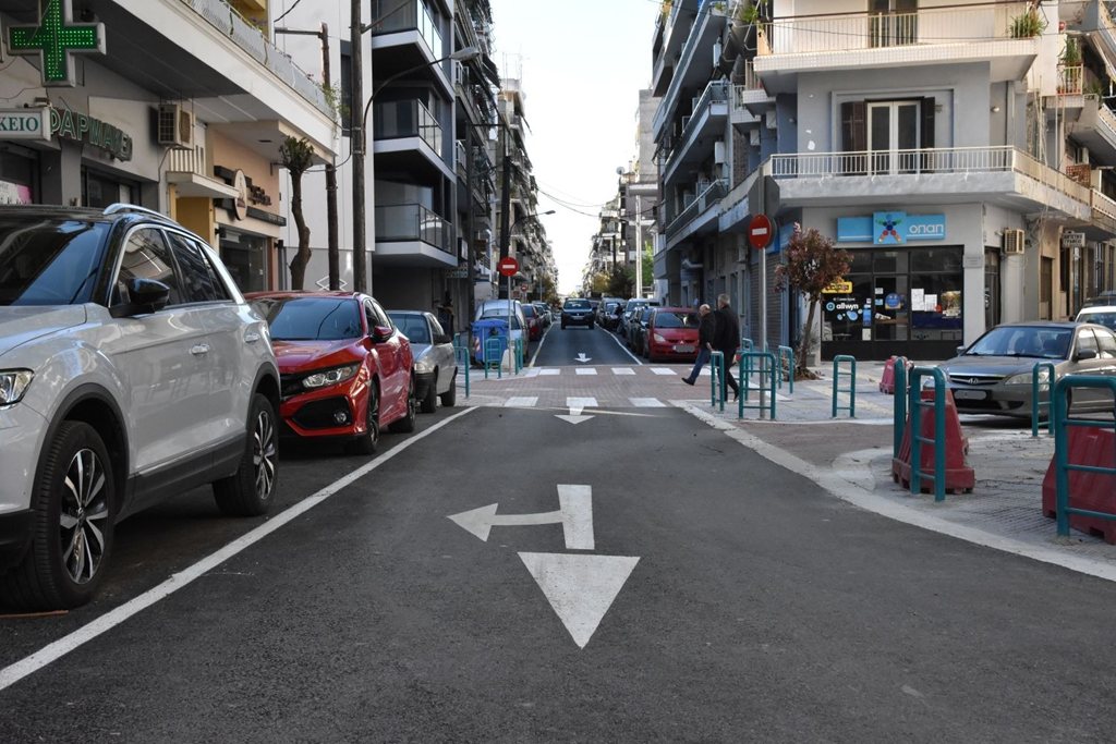 Στιγμιότυπο από τις οδούς Ταγματάρχου Βελησσαρίου και Παλαιστίνης που δόθηκαν στην κυκλοφορία