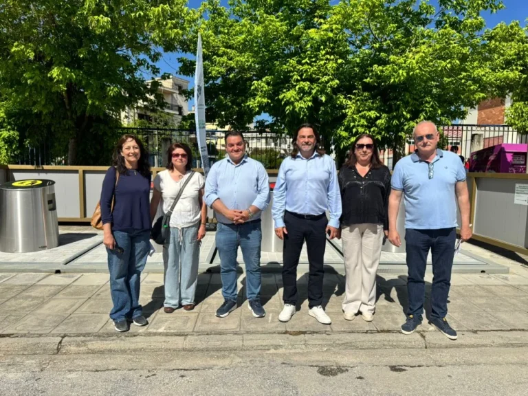 Στιγμιότυπο από την εκδήλωση ενημέρωσης για τη Γωνιά Ανακύκλωσης στην Νέα Πολιτεία