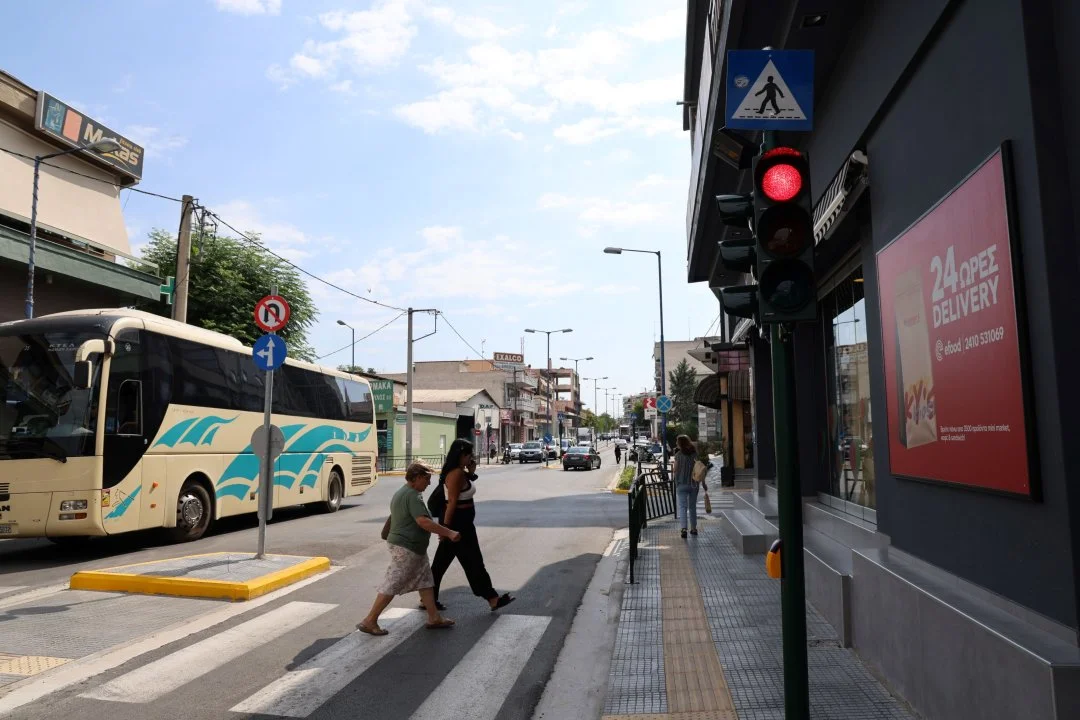 Στιγμιότυπο από την οδό Γεωργιάδου, με τα έργα αναβάθμισης και ανάπλασης της οδού να έχουν ολοκληρωθεί.