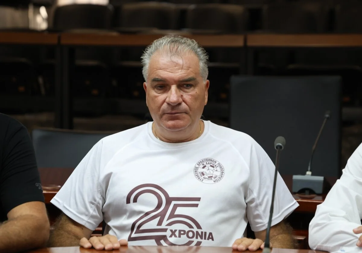 Στιγμιότυπο από την συνέντευξη τύπου για το 25ο Πανελλήνιο Φιλανθρωπικό Τουρνουά Παλαιμάχων.