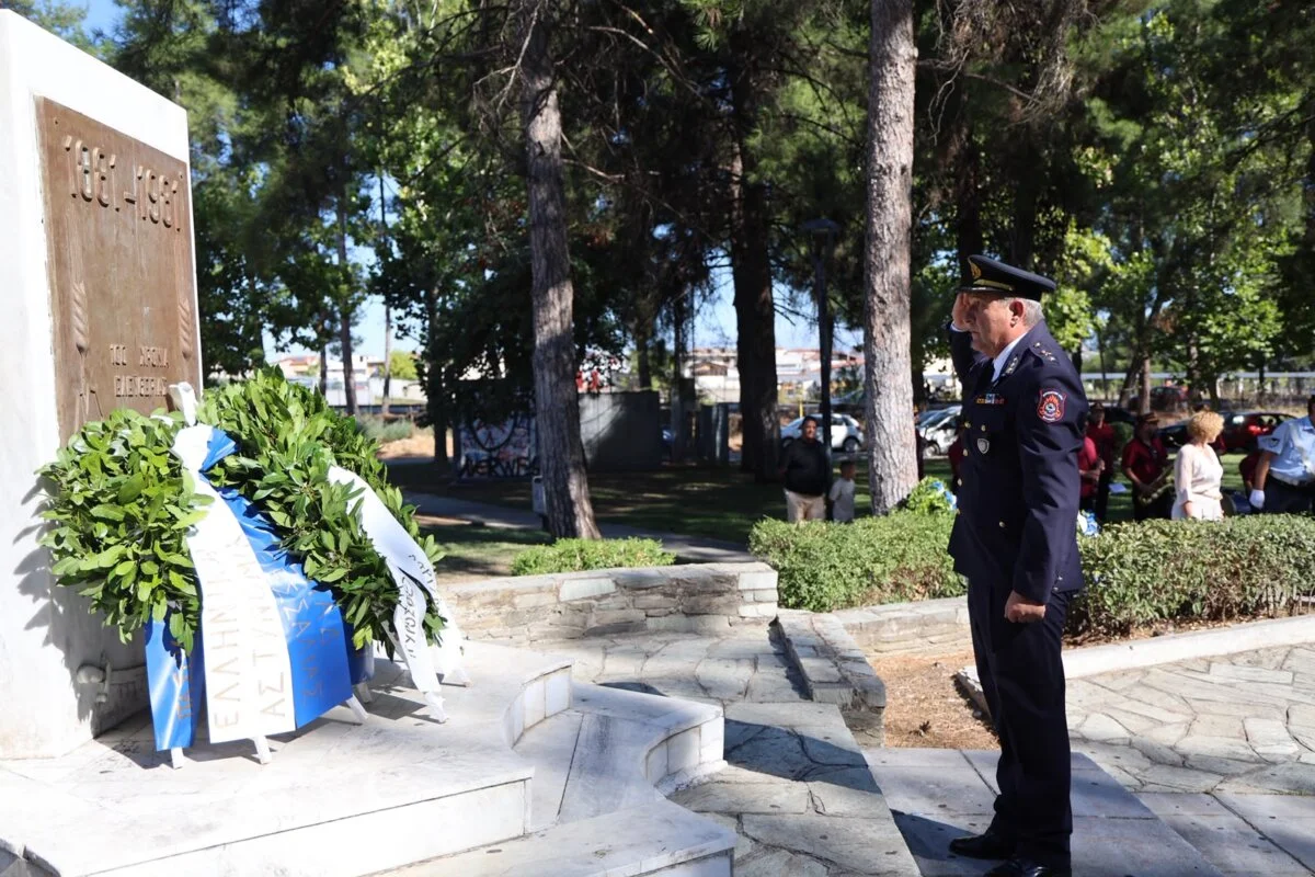 Στιγμιότυπο από τις επετειακές εκδηλώσεις «Ελευθέρια 2026» για τα 145 χρόνια από την απελευθέρωση της Λάρισας από τον τουρκικό ζυγό (1881).