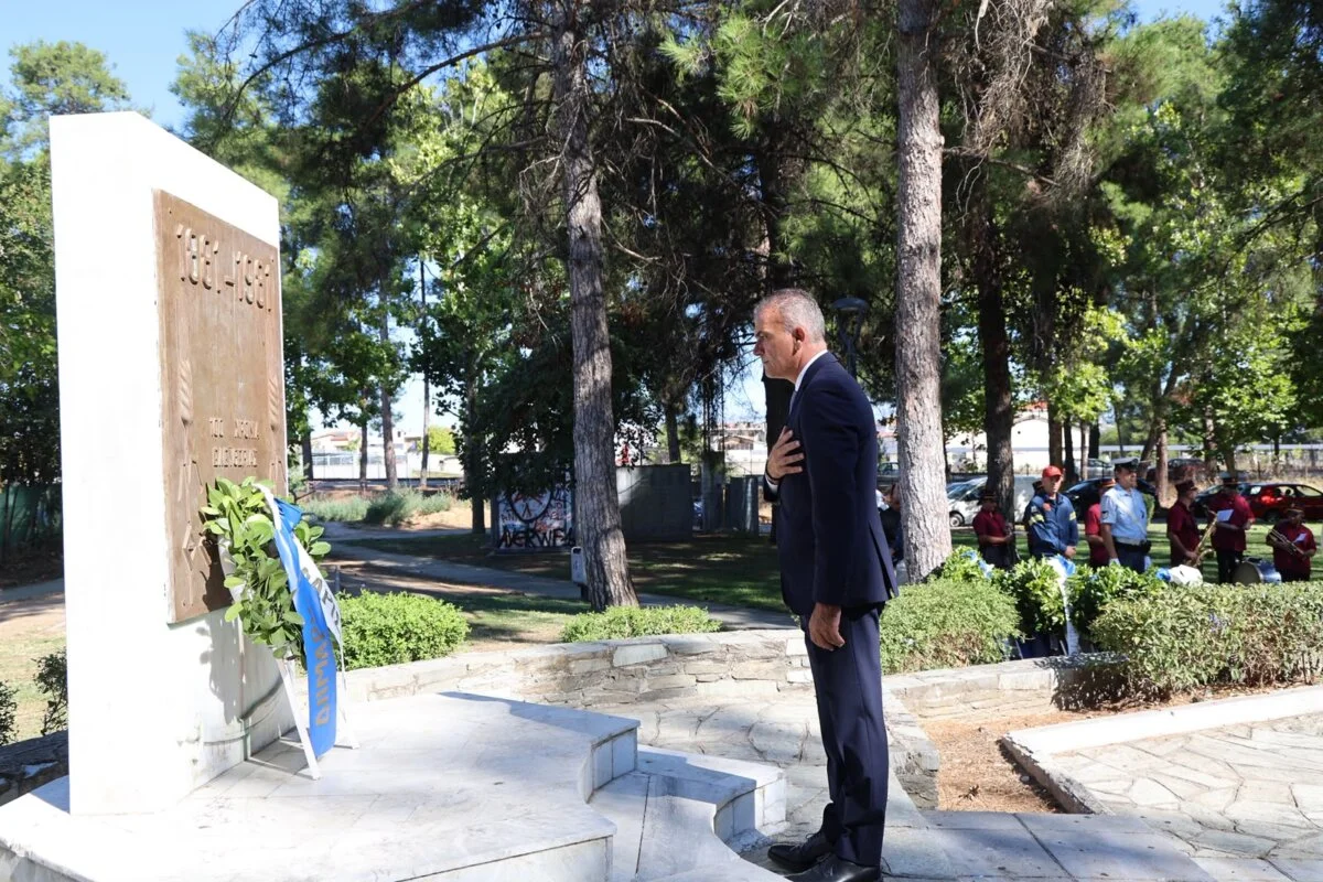 Στιγμιότυπο από τις επετειακές εκδηλώσεις «Ελευθέρια 2026» για τα 145 χρόνια από την απελευθέρωση της Λάρισας από τον τουρκικό ζυγό (1881).