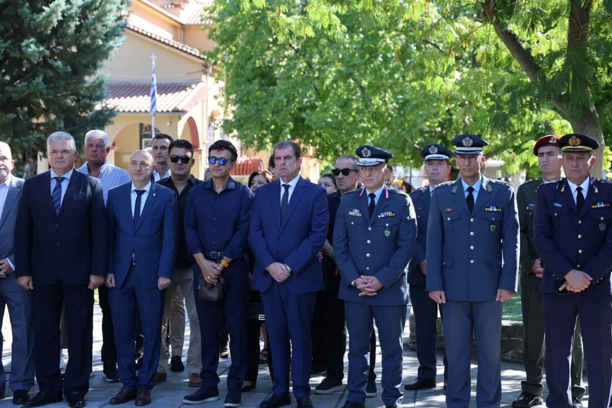 Στιγμιότυπο από τις επετειακές εκδηλώσεις «Ελευθέρια 2026» για τα 145 χρόνια από την απελευθέρωση της Λάρισας από τον τουρκικό ζυγό (1881).