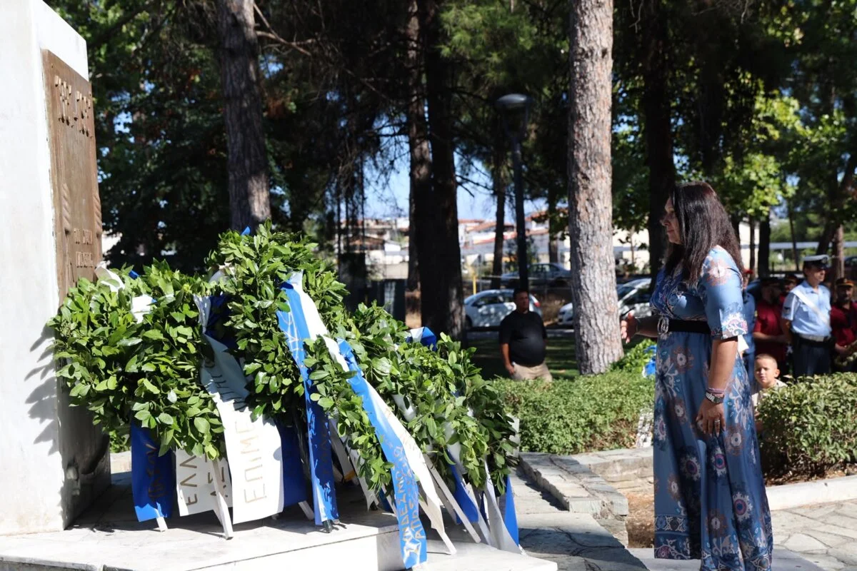 Στιγμιότυπο από τις επετειακές εκδηλώσεις «Ελευθέρια 2026» για τα 145 χρόνια από την απελευθέρωση της Λάρισας από τον τουρκικό ζυγό (1881).