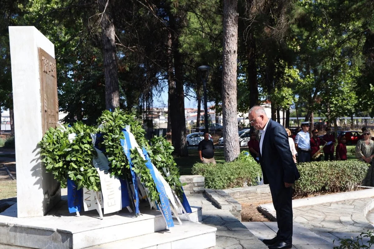 Στιγμιότυπο από τις επετειακές εκδηλώσεις «Ελευθέρια 2026» για τα 145 χρόνια από την απελευθέρωση της Λάρισας από τον τουρκικό ζυγό (1881).