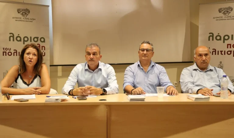 Στιγμιότυπο από την ενημερωτική συνάντηση-σύσκεψη εργασίας για τον ιό του Δυτικού Νείλου στον Μύλο του Παππά.