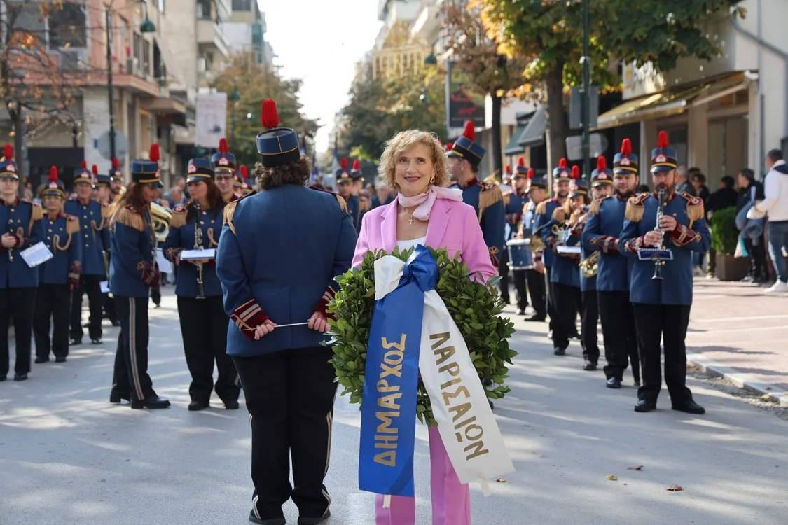 Στιγμιότυπο από τις εκδηλώσεις για την 82η επέτειο απελευθέρωσης της Λάρισας από τη γερμανική κατοχή.
