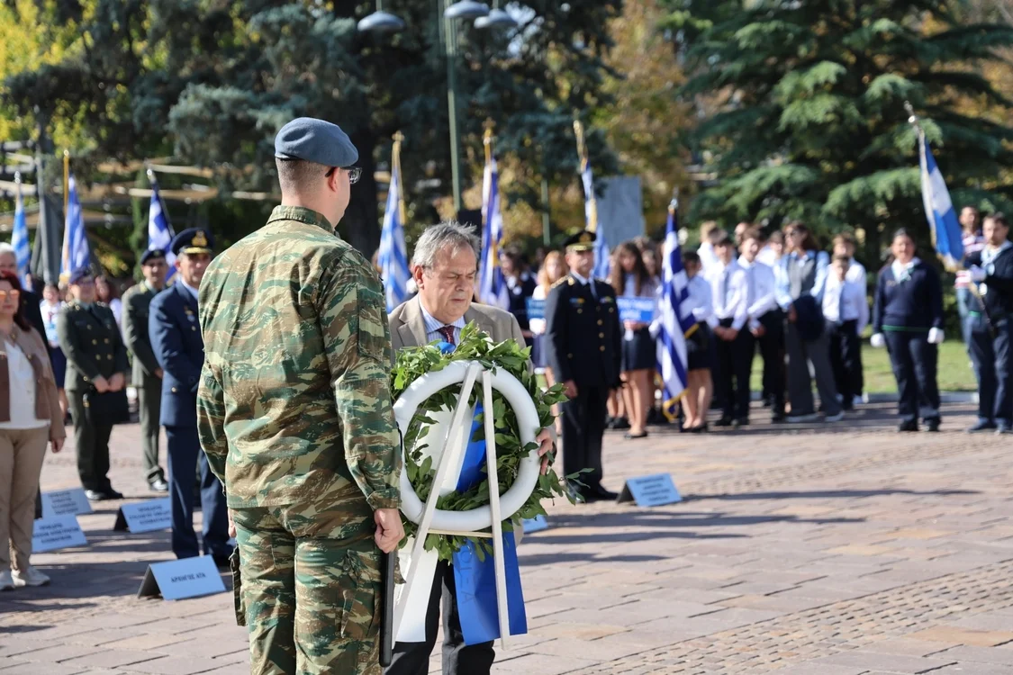 Στιγμιότυπο από τις εκδηλώσεις για την 82η επέτειο απελευθέρωσης της Λάρισας από τη γερμανική κατοχή.