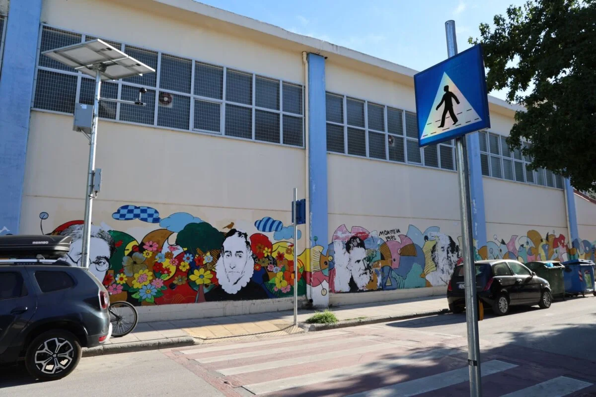Νέα εποχή για την ασφαλή μετακίνηση των πεζών – «Έξυπνες» διαβάσεις σε 25 σημεία-κλειδιά γύρω από σχολικά συγκροτήματα της πόλης 9 Έξυπνη διάβαση - 20ο & 38ο Δημοτικό Σχολείο - 12ο Γυμνάσιο