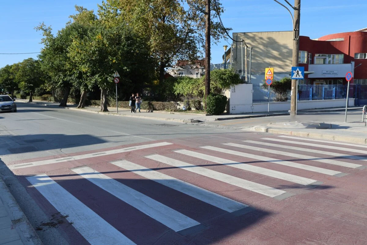 Νέα εποχή για την ασφαλή μετακίνηση των πεζών – «Έξυπνες» διαβάσεις σε 25 σημεία-κλειδιά γύρω από σχολικά συγκροτήματα της πόλης 8 Έξυπνη διάβαση - 25ο Δημοτικό Σχολείο - 6ο Γυμνάσιο / Λύκειο