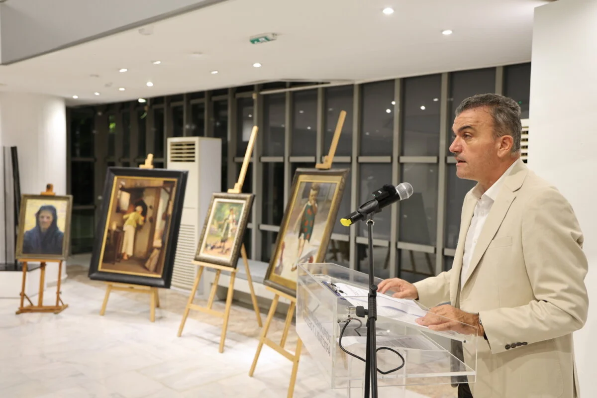 Στιγμιότυπο από την εκδήλωση για την παρουσίαση και πρώτη κυκλοφορία της επετειακής σειράς γραμματοσήμων των ΕΛΤΑ.